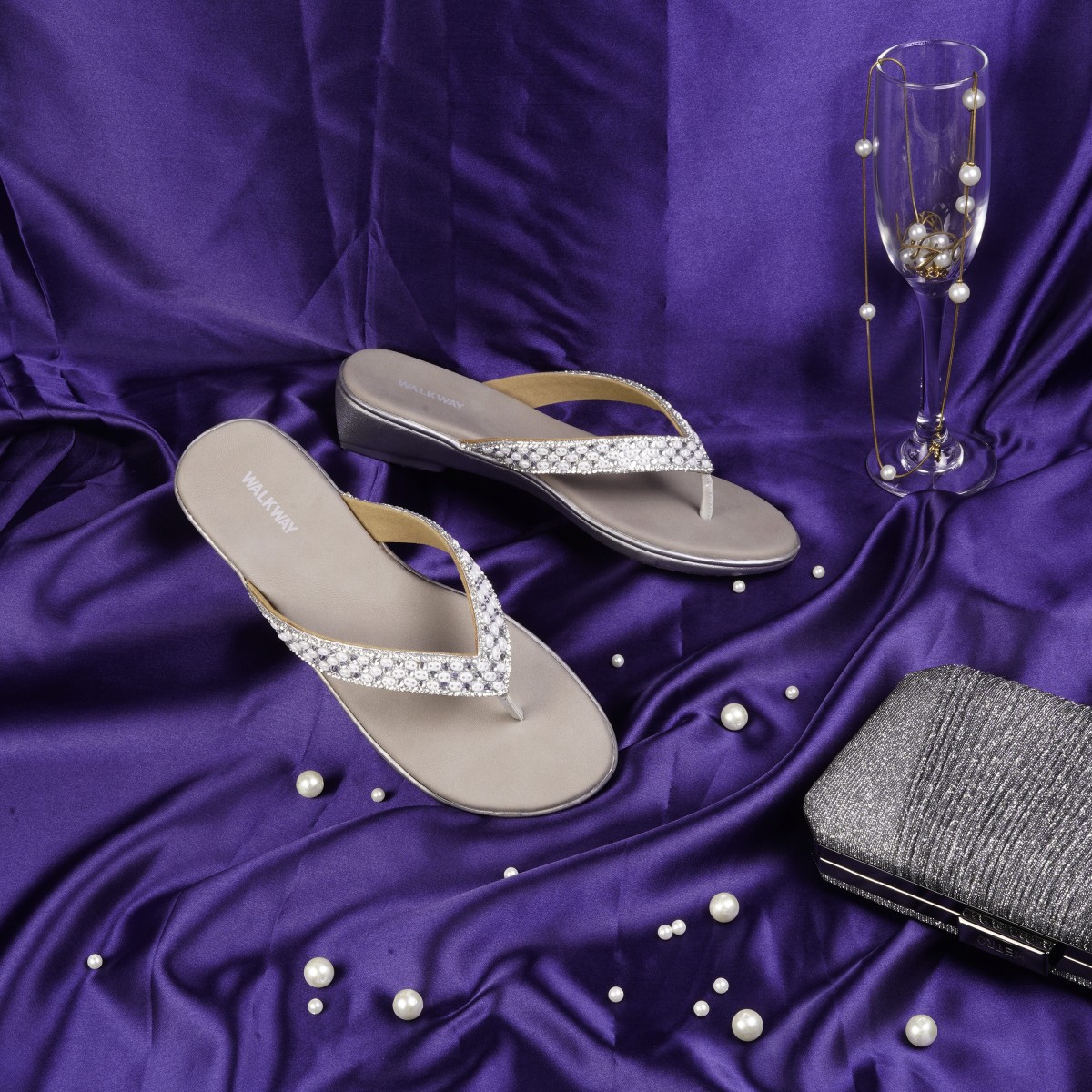 Women Silver Casual Slippers - Walkwayshoes